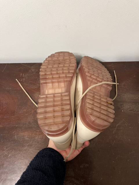 Like New Melissa Water Repellent Women's Ankle Boots, Sz US 9 or EU 40