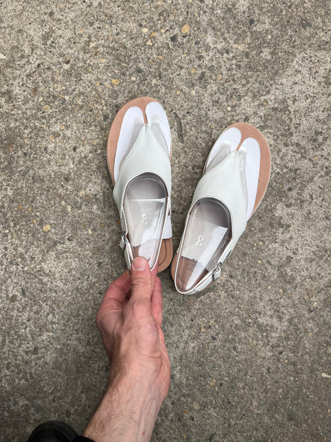 Brand New UGG Alessia Sandals, Size US 8W or 39 EU