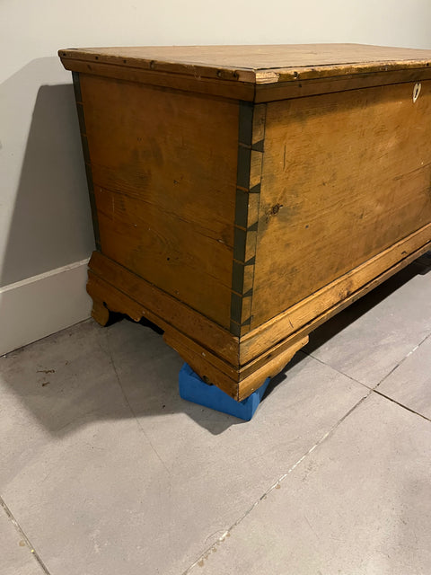 Early 19th Century Blanket Chest (One Leg Needs Repair), W38xD18xH22"