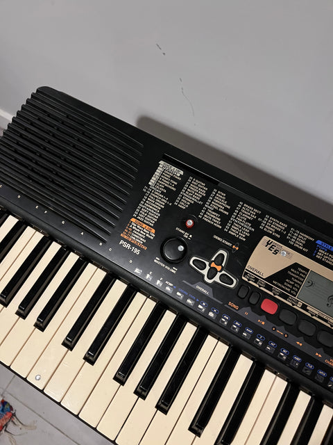 Yamaha PSR-195 Keyboard With Stand