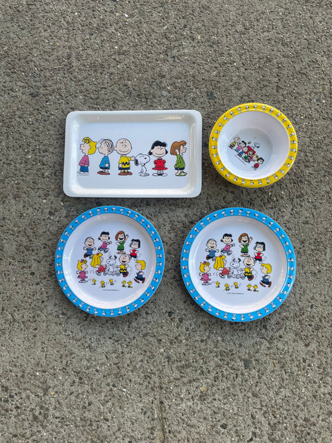 Charlie Brown Plate Set
