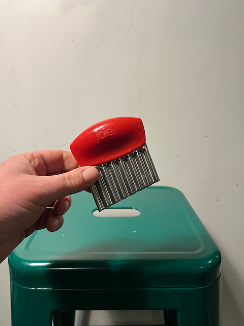 Wavy Knife