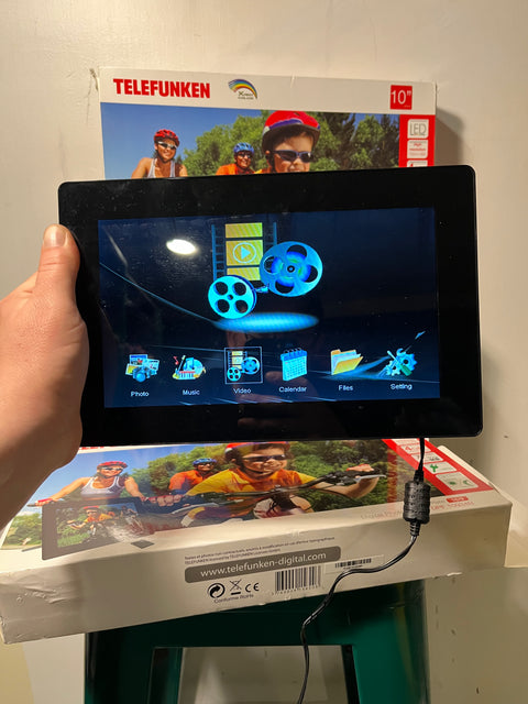 Digital Picture Display
