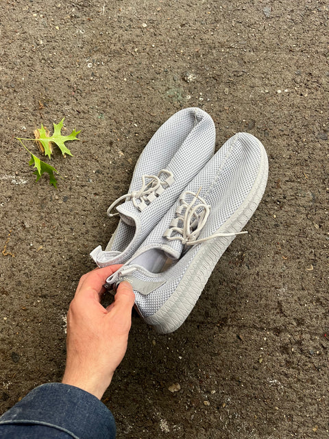 Very Lightweight Sneakers Size EU 45