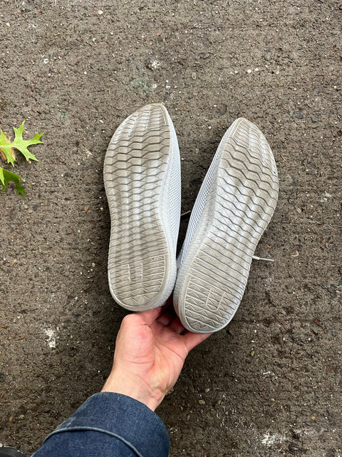 Very Lightweight Sneakers Size EU 45