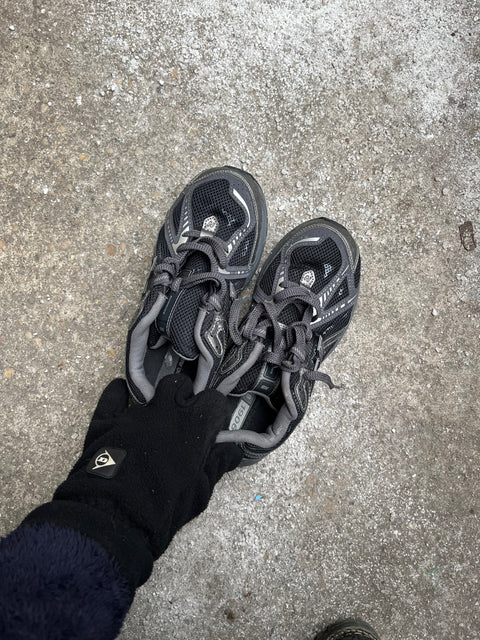 New Balance Sneakers, Size 7 US M or 40 EU