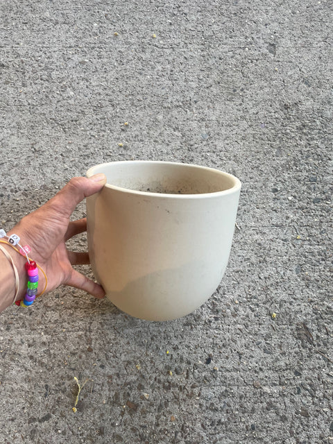 Beautiful Ceramic Off-White Pot