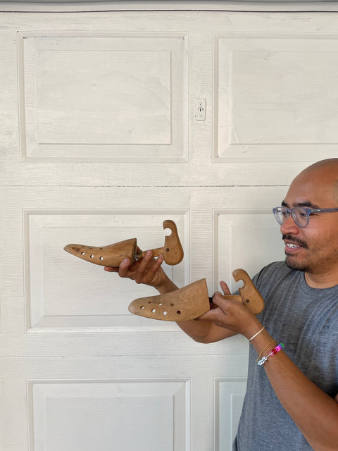 Vintage Wood Shoe Horns, Sz 44