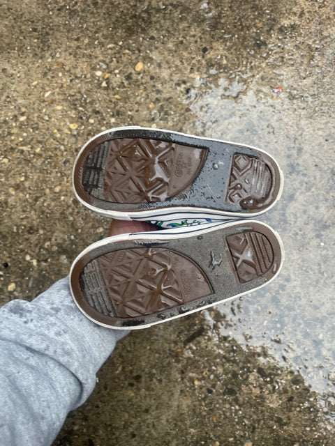 Converse Dinos, Sz 7c 23eu