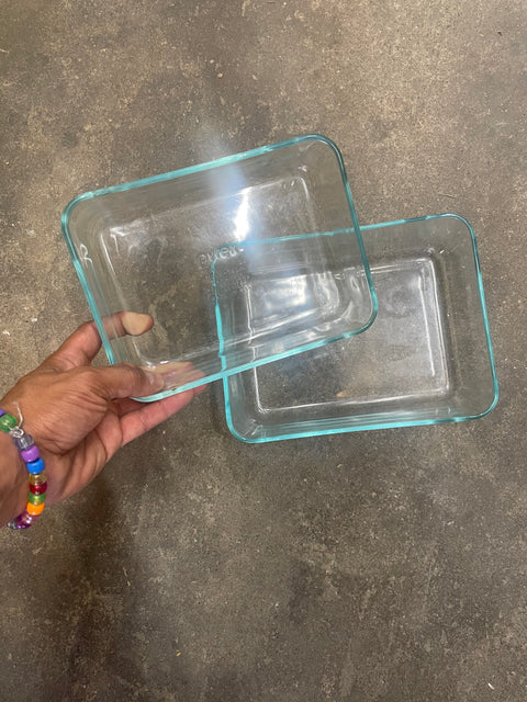 Pyrex Dish Set