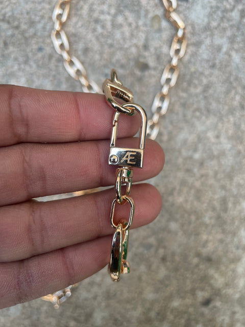 The Caep Phone Chain