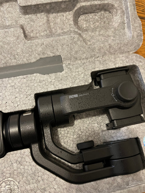 Like New Zhiyun Smooth 4 Gimbal Stabilizer for Smartphone