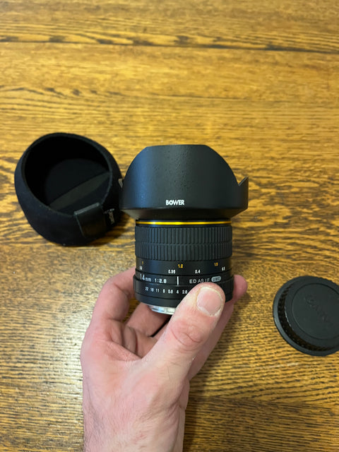 Bower 14mm F2.8 Ultra Wide Angle Lens In Excellent Condition