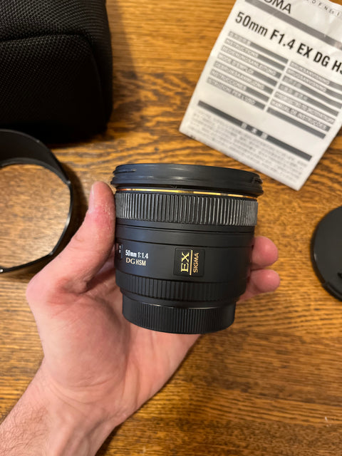 Sigma F1.4 EX DG HSM Lens In Excellent Condition