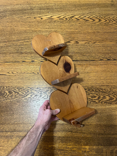 Cute Heart Shaped Wooden Shelf
