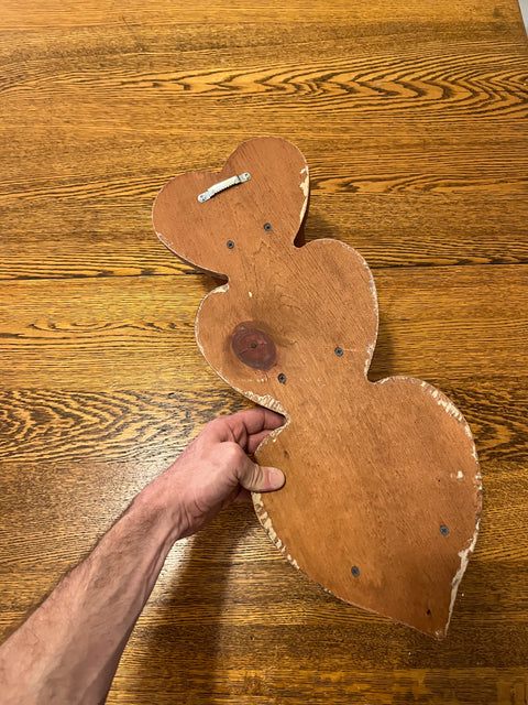 Cute Heart Shaped Wooden Shelf
