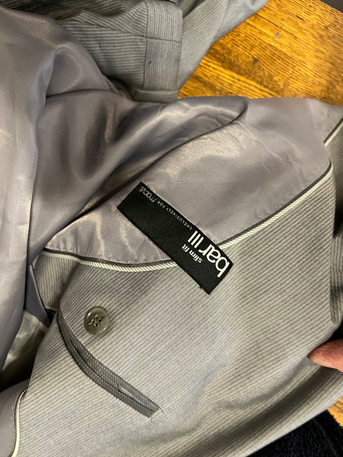 Slim Fit Grey Suit Set From Bar III, Pants W34 & L30 / Jacket 40