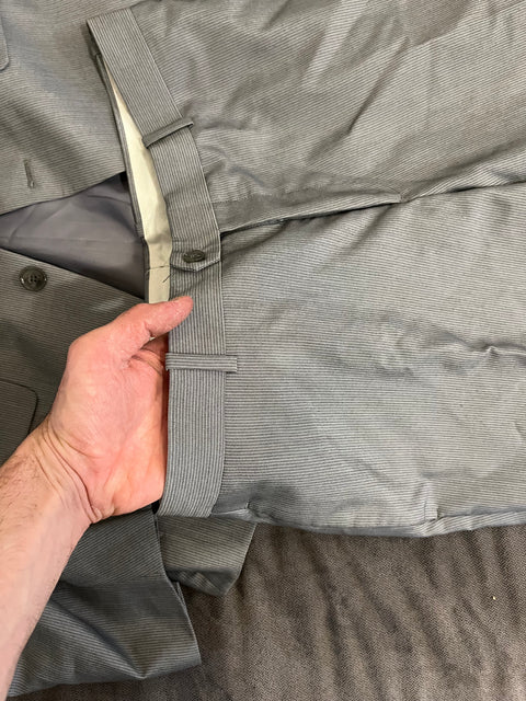 Slim Fit Grey Suit Set From Bar III, Pants W34 & L30 / Jacket 40