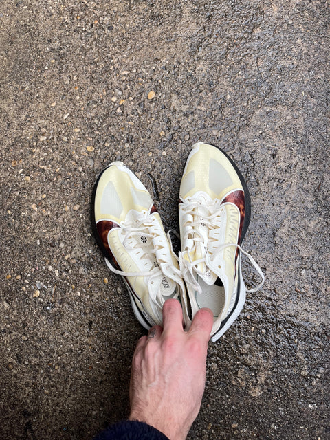 Like New Women's Zoom Gravity, Size US 9W or EU 40.5