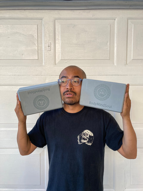 2 Yoga Blocks