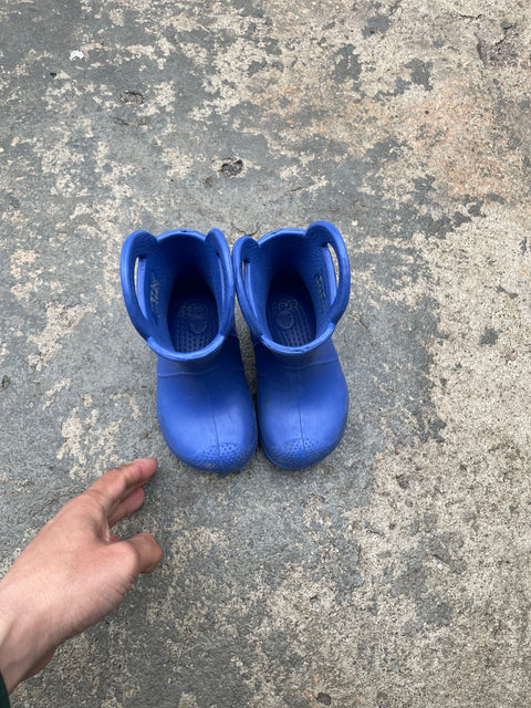 Blue Crocs, Sz 6c