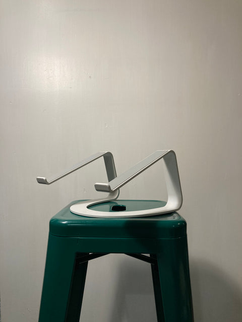 Curve Laptop Stand