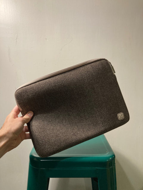 Tweed Laptop Case