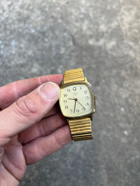 Vintage Timex Q Watch, Needs Battery