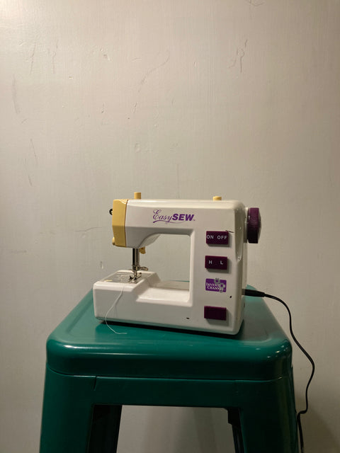 Mini Sewing Machine