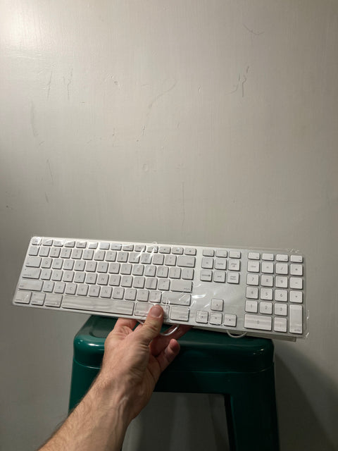 Apple Keyboard