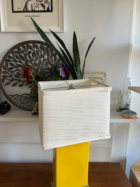 Pretty Robert Abbey Harvey Accent Table Lamp