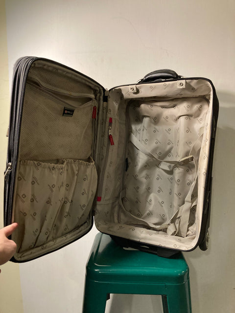 Swissgear Carry On Luggage