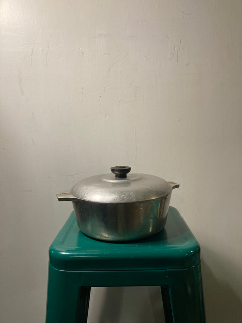 Vintage Magnalite Dutch Oven