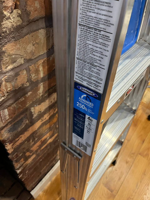 Werner 360 Series Aluminum Step Ladder, 4Ft