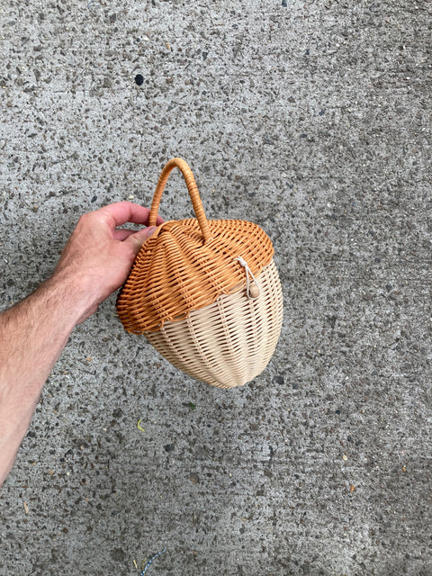 Acorn Basket