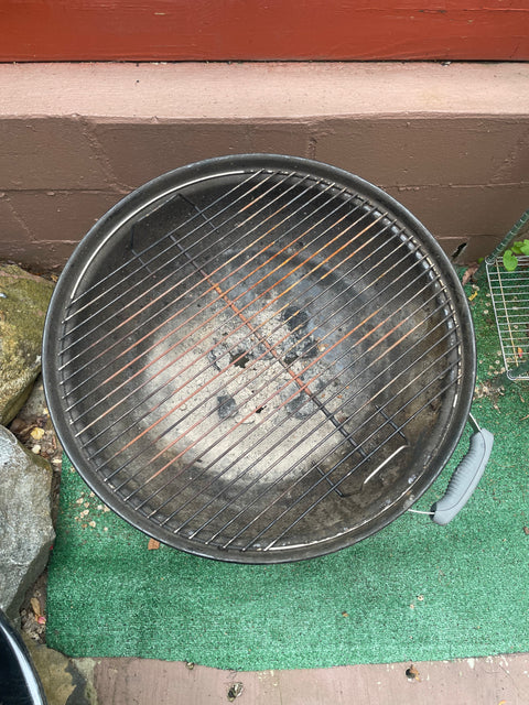 Weber Original Kettle 22" Black Kettle Charcoal Grill