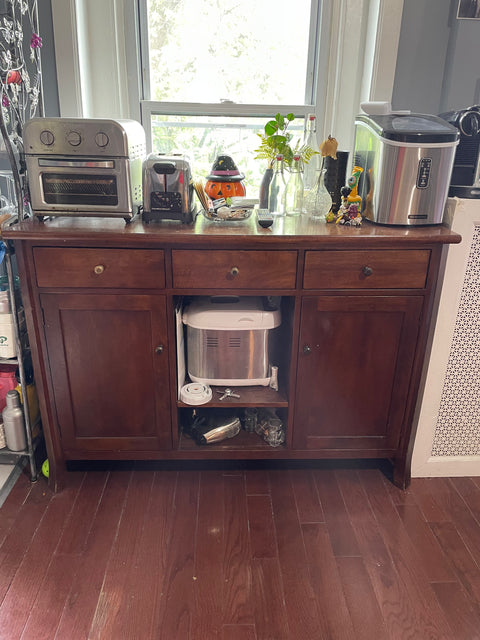 Wooden Credenza, 50x36x20"