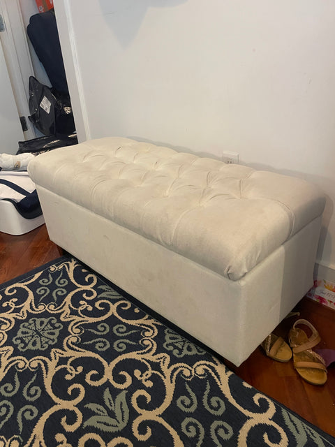 Tufted Storage Ottoman, 40x17"
