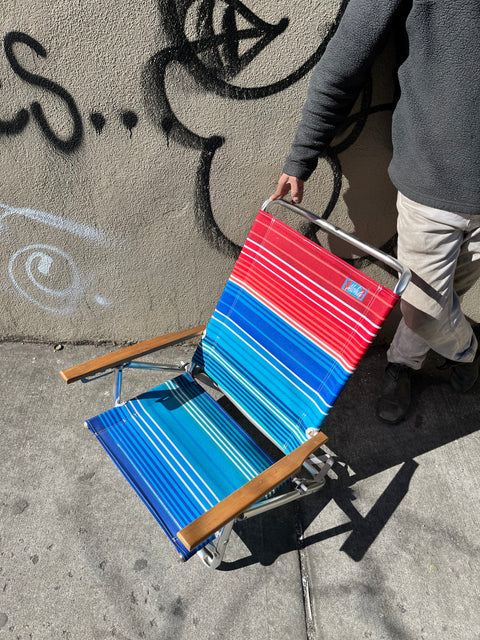 Classic Beach Chair You Can Adjust The Position