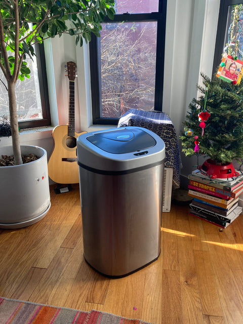 Touchless Kitchen Trash Can