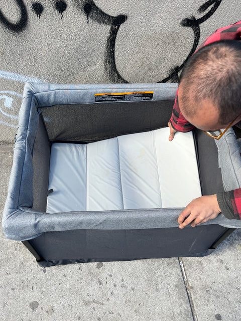 Like New BabyJogger city suite™ Multi-Level Playard