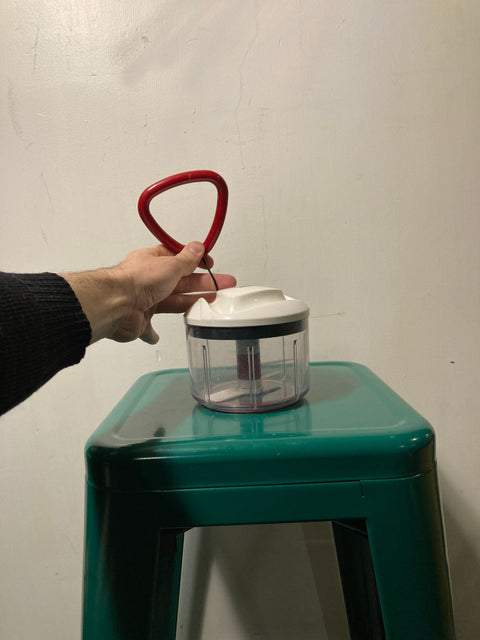Easy Pull Food Chopper