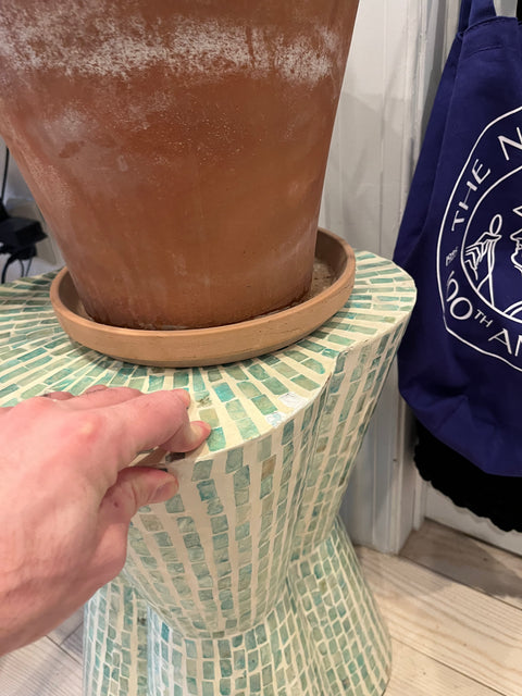 A Pretty (& Very Light) Side Table Or Plant Stand