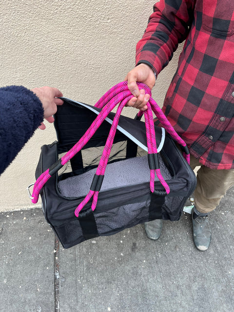 Like New ROVERLUND Out-of-office Pet Carrier Pro Edition