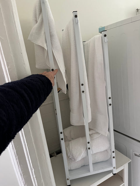 Bathroom Towel Storage Rack, W17xD13xH43"