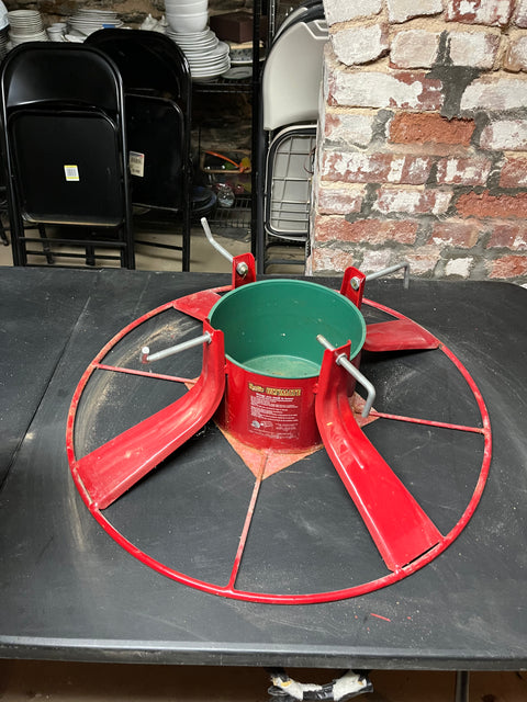 Santa Solutions Ultimate Christmas Tree Stand, W9"