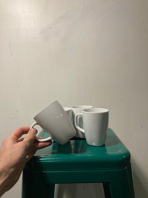 4 White Mugs