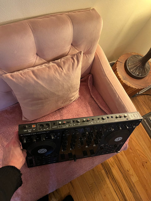 Traktor Kontrol S4 DJ Controller, Works But Power Cable Not Included