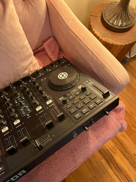 Traktor Kontrol S4 DJ Controller, Works But Power Cable Not Included