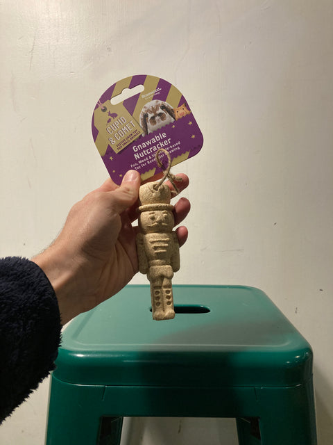 Gnawable Nutcracker